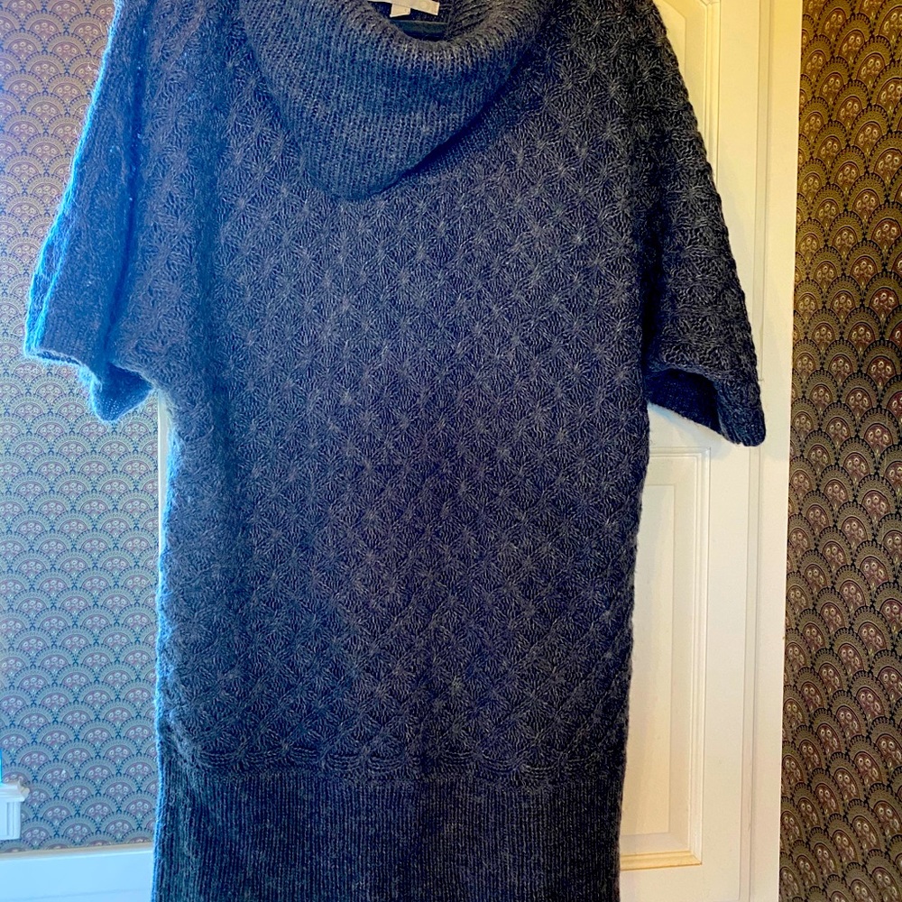 Old Navy sweater